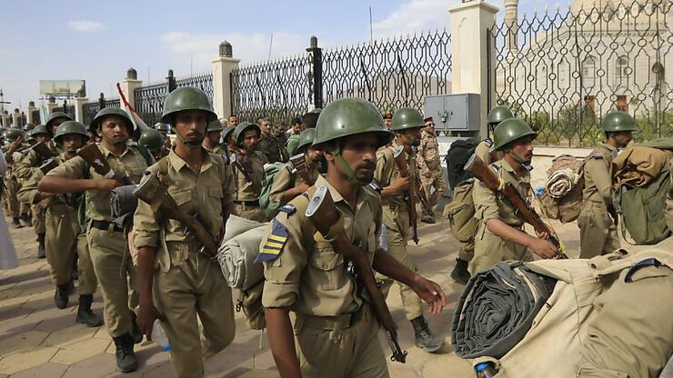 L'armée des Houthis à l'entraînement.