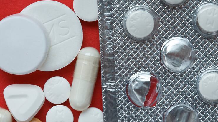 Dans cette proposition conjointe de rachat remise à la banque Lazard, BC Partners a accepté "un certain nombre de contraintes" dictées par le gouvernement telles que le maintien en France du siège social et d'"une grande majorité de la production" de médicaments, détaille-t-on. (KEYSTONE/G. Bally)