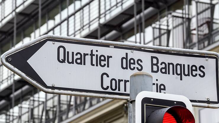 A plus long terme, 20 des 90 banques privées que compte aujourd'hui la Suisse pourraient disparaître, selon une étude de KPMG. (archives)