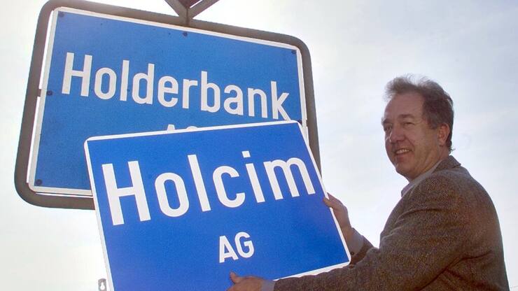Le nom de la localité a longtemps constitué la raison sociale de Holcim, jusqu'à un tardif retour sur les fonds baptismaux au printemps 2001.