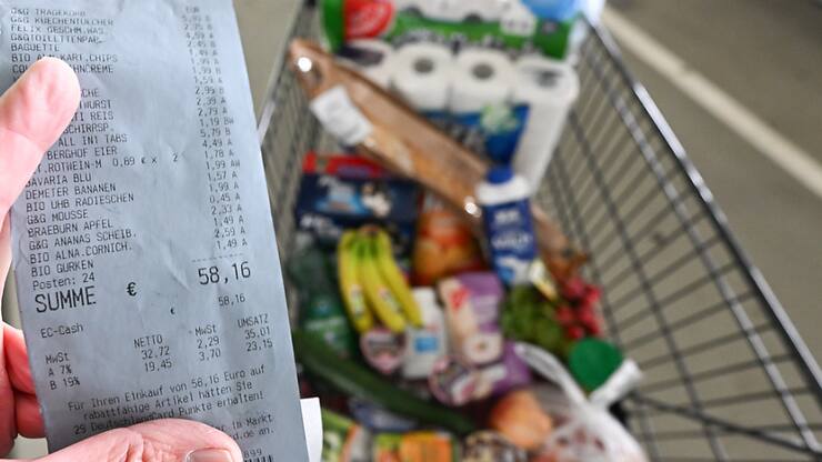 En Allemagne, les prix des produits alimentaires  freinent l'inflation depuis début 2024. (archive)