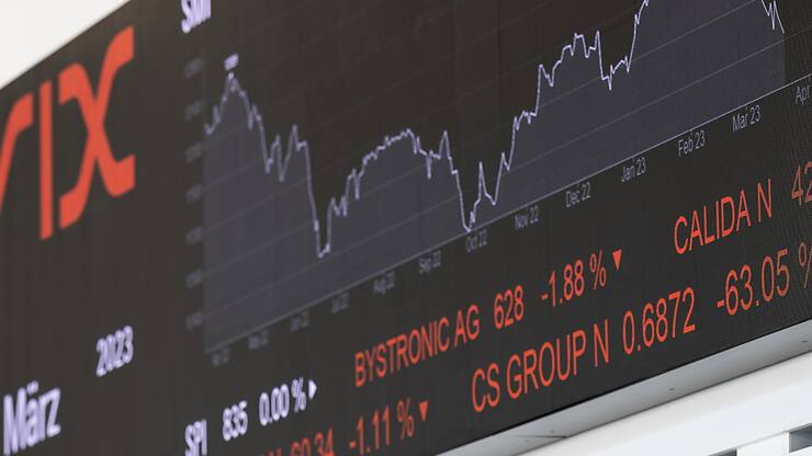 A la Bourse suisse, le SMI évoluait lundi matin dans le vert. (archive)