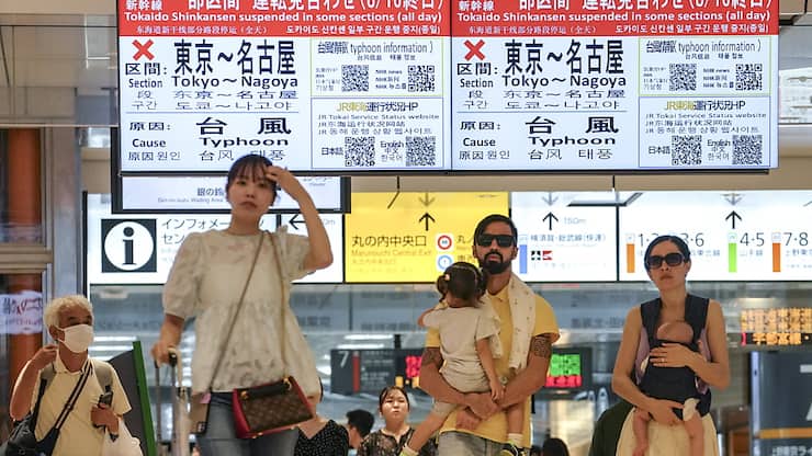 L'augmentation des vols directs en provenance des principaux marchés a également contribué au record de juillet, a ajouté le JNTO. Le Japon s'attend à accueillir jusqu'à 35 millions de touristes étrangers en 2024. (EPA/KIMIMASA MAYAMA)