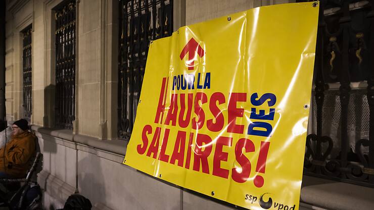 Même plus vive qu'initialement escompté, la progression des salaires au 2e trimestre demeure nettement qu'en 2023. (archive)