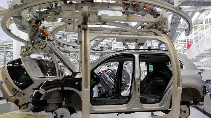 Les indicateurs de confiance dans l'économie allemande se sont détériorés ces derniers mois.
"L'activité industrielle devrait donc rester modérée dans les mois à venir", a ajouté le ministère. (apn Photo/Joerg Sarbach)