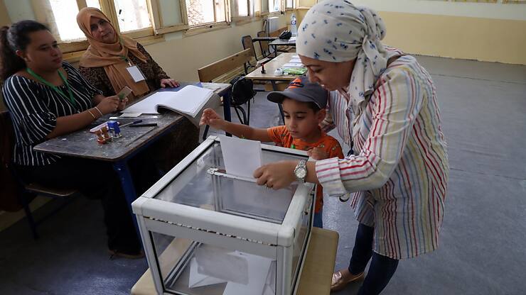 L'Algérie élisait samedi son président.
