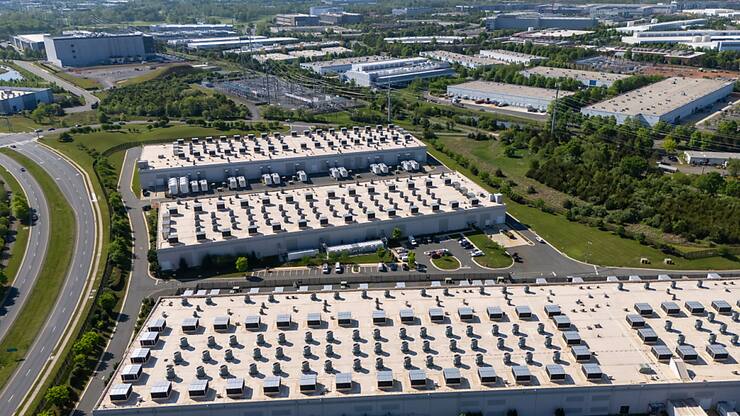 L'investissement annoncé mercredi sera apporté par Amazon Web Services (AWS), la filiale du géant dédiée au "cloud", pour construire, exploiter et gérer la maintenance de centres de données au Royaume-Uni (archives).