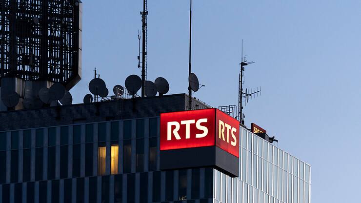 La Radio Télévision Suisse devra économiser 10 millions de francs en 2025. Elle envisage de supprimer 55 postes (archives).