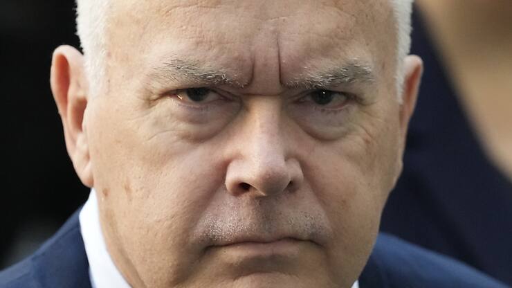 Huw Edwards, 63 ans, indissociable des événements les plus marquants au Royaume-Uni depuis le début des années 2000, avait plaidé coupable en juillet, ce qui lui a évité un long et médiatique procès.