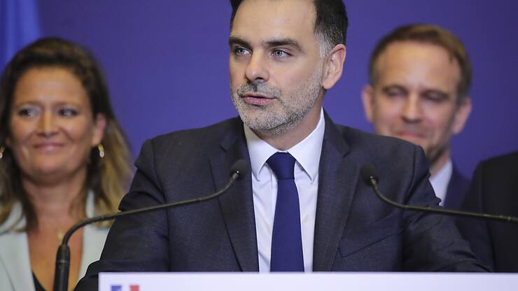 Le déficit public français "risque de dépasser" 6% du PIB cette année, contre 5,1% initialement attendus, a averti le ministre du Budget Laurent Saint-Martin.