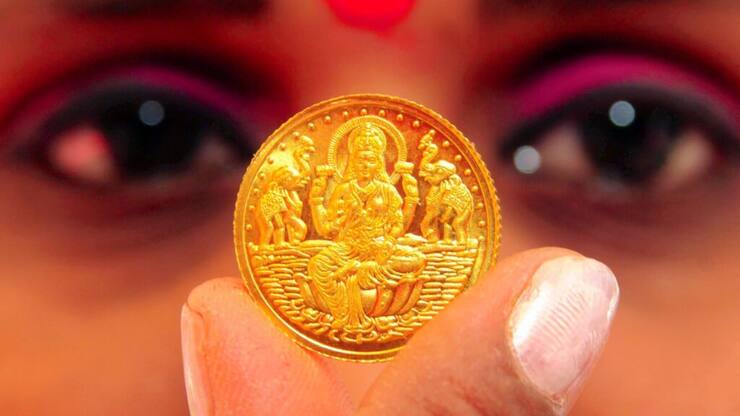 L'Inde étant le deuxième consommateur mondial de bijoux en or, ainsi que le deuxième marché pour les lingots et les pièces, l'augmentation des importations locales de métal jaune a donné un nouvel élan à son prix (archives).