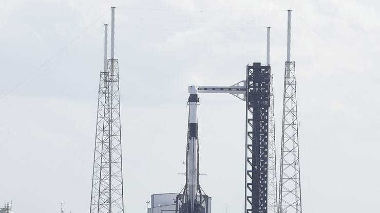 La fusée Falcon 9 de SpaceX est prête au décollage, prévu à 13h17 en Floride.