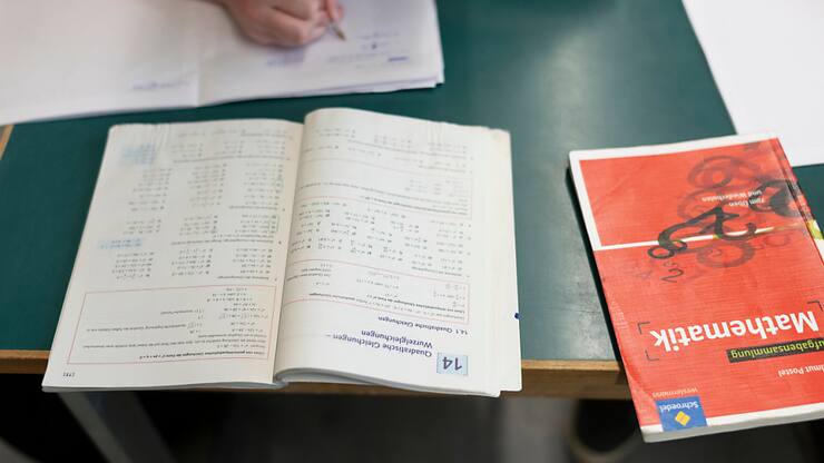 Selon une étude, les cantons pourraient économiser plus de cinq milliards dans le domaine de l'éducation (photo d'illustration)