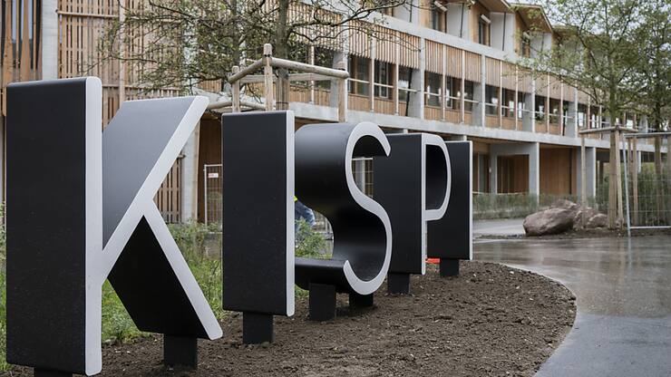 Les nouveaux concepts de gestion intelligente de l'espace, les processus efficaces et l'âme du nouvel hôpital pédiatrique ont été salués lors de son inauguration.