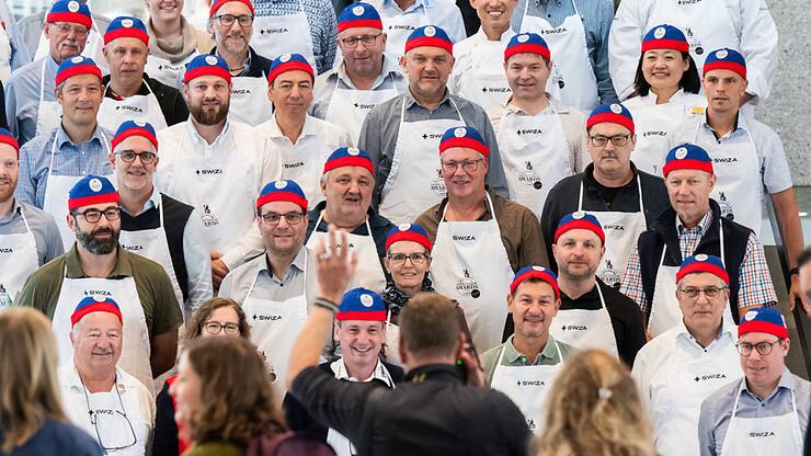 Le jury était composé de plus de 150 professionnels du secteur fromager et de la restauration ainsi que de journalistes et de consommateurs provenant d'une dizaine de pays. Une présélection s'est déroulée fin septembre à Berne.