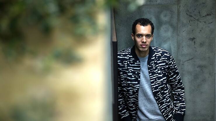 Gaël Faye, 42 ans, également chanteur, connaît son deuxième best-seller en autant de romans.