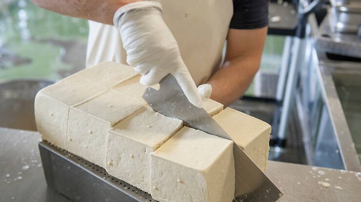 Pour la toute première fois, plus de la moitié de la population (51,5%) indique consommer des alternatives à la viande. Ici, du tofu.