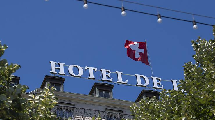 De janvier à septembre, l'hôtellerie suisse a enregistré 33,7 millions de nuitées, ce qui correspond à une hausse de 1,8% par rapport à la même période de l'année précédente. Les hôtes indigènes ont généré 16,3 millions de nuitées, en recul de 0,6%.