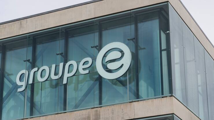 L'énergéticien fribourgeois Groupe E tire la prise de ses filiales S. Roubaty et FTH Services, dans le cadre d'un redimensionnement de ses activités dans la fibre optique. (archive)