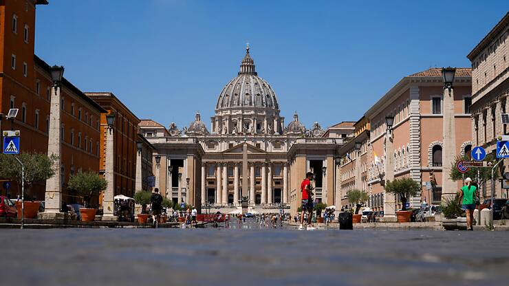 Avec une superficie de 2,3 ha et une capacité de plus de 60'000 personnes, la basilique Saint-Pierre de Rome est l'église catholique la plus grande au monde (archives).