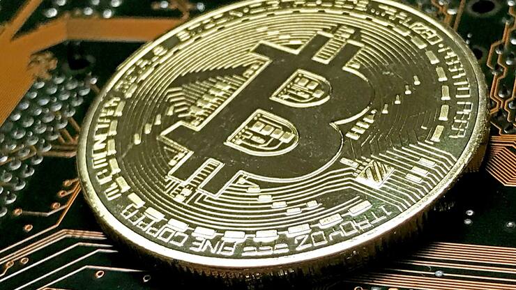 Les cryptomonnaies continuent de s'envoler après la victoire à l'élection présidentielle américaine de Donald Trump qui veut déréglementer le secteur. (archive)