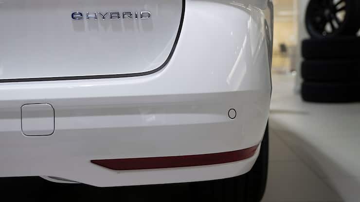 Les voitures hybrides sont désormais plus nombreuses que les autres catégories de véhicules à s'élancer sur les routes suisses (archives).