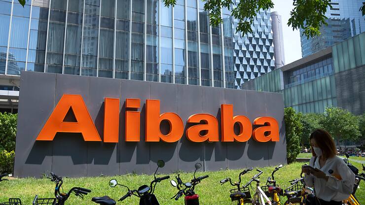 Alibaba et son principal concurrent national JD.com ont tous deux annoncé de bons chiffres lors de la Journée des célibataires en Chine, bien qu'ils n'aient pas divulgué le total détaillé des ventes (archives).