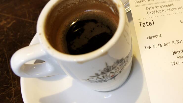 Le café au restaurant bientôt à 5 francs outre-Sarine.