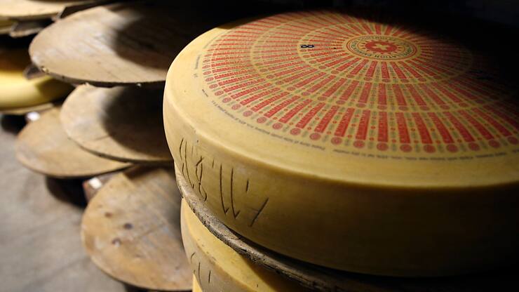 Cremo produit annuellement dans la fromagerie Waldegg. à Kriechenwil (BE), louée depuis 2003, environ 2700 meules d&#8217;Emmentaler AOP (archives).