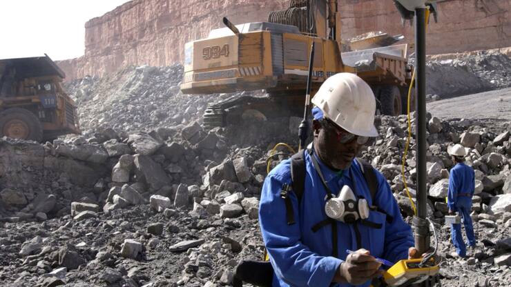 Areva, devenu depuis Orano, avait reconnu des années plus tard avoir versé des rançons pour la libération de cinq travailleurs étrangers enlevés en 2010 par Al-Quaïda à proximité de sa mine nigérienne d'Arlit. (archive)