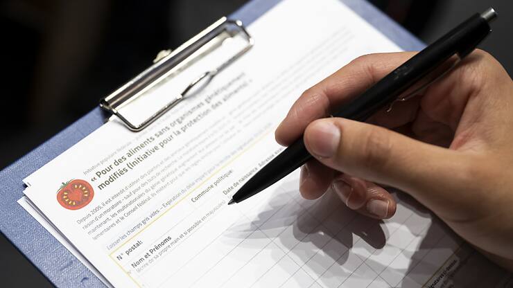 Le Conseil des Etats veut une numérisation de la collecte de signatures pour des initiatives, suite au scandale des paraphes falsifiés (illustration).