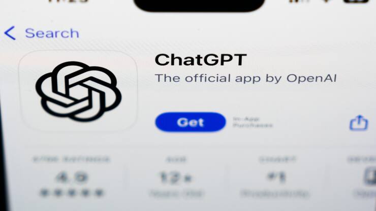 Il suffit désormais d'avoir un compte, même gratuit, pour poser des questions à ChatGPT sur l'actualité récente ou des événements à venir, par exemple, et recevoir une réponse rédigée avec des liens vers des sites web. (archives)