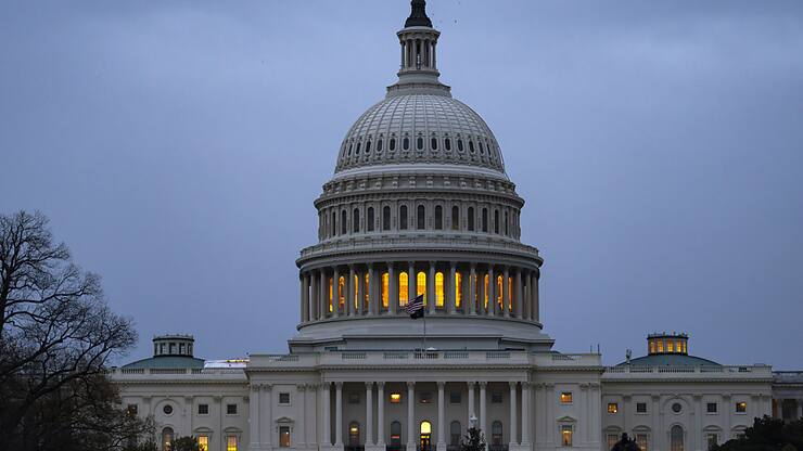 Le Congrès américain est forcé jeudi de repartir à zéro pour éviter une paralysie de l'Etat. Ici, une vue du Capitole à Washington. (archive)