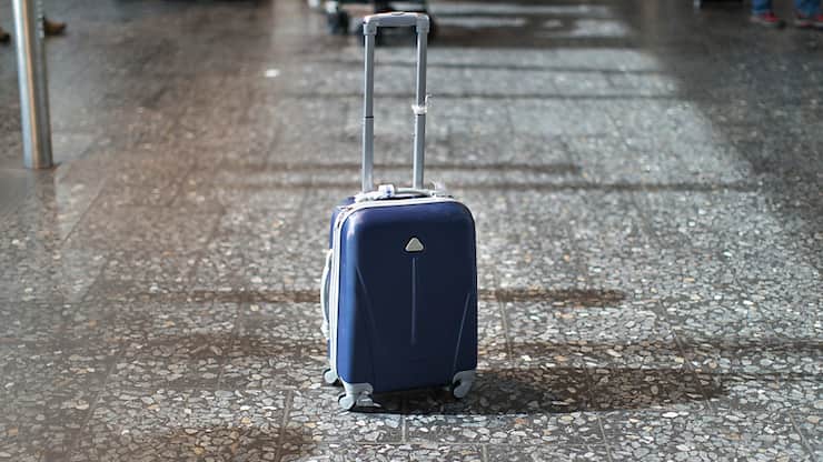 Selon la compagnie Swiss, l'aéroport de Zurich a récemment enregistré environ deux fois plus de bagages, qu'avant la pandémie, qui ne sont pas arrivés comme prévu.