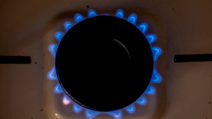 Malgré l'invasion russe de l'Ukraine ordonnée par Vladimir Poutine en février 2022, le géant d'Etat russe Gazprom fournissait toujours du gaz à l'Europe, notamment la Slovaquie, la Moldavie et la Hongrie, via un réseau de gazoducs sur le sol ukrainien.