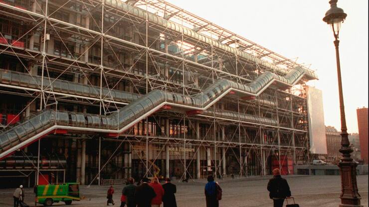 Avant de a fermer cette année pour uner rénovation de cinq ans le Centre Pompidou a connu une forte hausse de l'affluence de visiteurs.