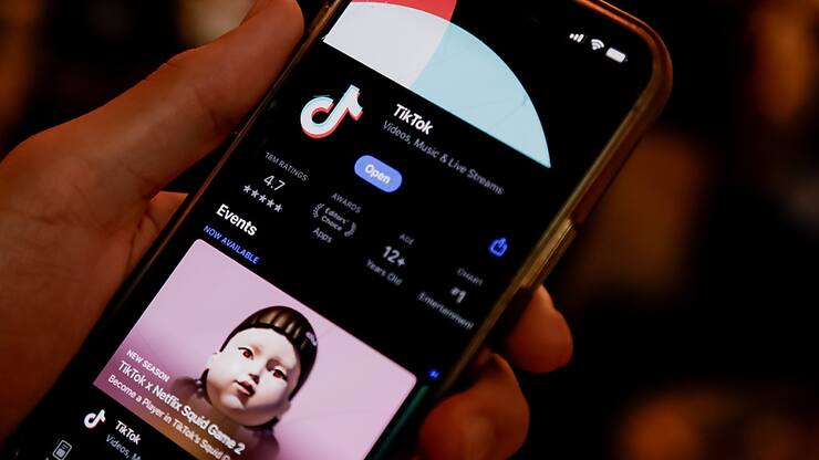 Signe de la vitalité intacte de la plateforme aux plus de 170 millions d'utilisateurs aux Etats-Unis, TikTok a immédiatement été inondé de vidéos célébrant ce retour (archives).