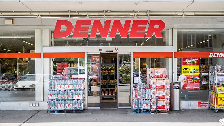 Denner, l'enseigne discount de Migros, a stabilisé son chiffre d'affaires l'an dernier. Torsten Friedrich, qui a dirigé Lidl Suisse, a pris les commandes de Denner début janvier. (archives)