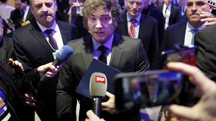 Un premier vent "Trump" a soufflé jeudi avec le discours du président argentin Javier Milei à Davos, prononcé quelques heures avant celui du président américain.