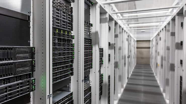 Le nouveau centre de données d'Infomaniak comptera, d'ici à 2028, environ 10'000 serveurs informatiques.