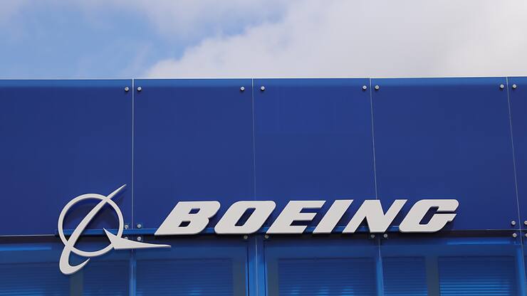 Boeing connaît depuis 2023 de nombreux problèmes de qualité, qui ont culminé avec un incident en vol en janvier 2024 sur un 737 MAX 9 livré en octobre (archives).