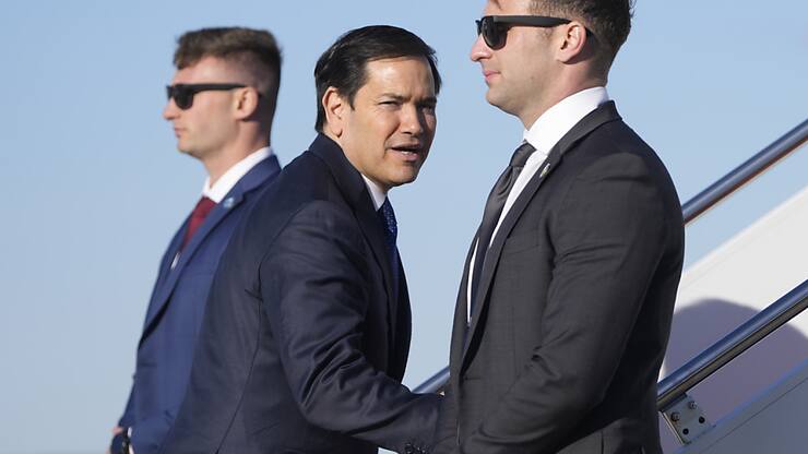 Le nouveau chef de la diplomatie américaine Marco Rubio est arrivé samedi au Panama.