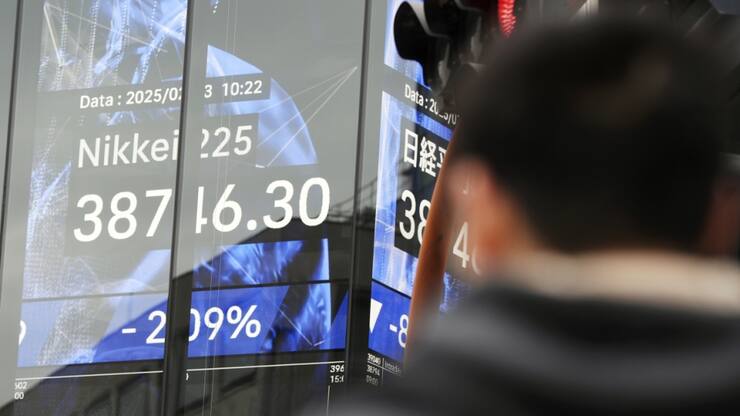 Les places asiatiques étaient en première ligne lundi pour réagir au lancement par Donald Trump d'une offensive commerciale d'envergure mondiale. (arhcive)