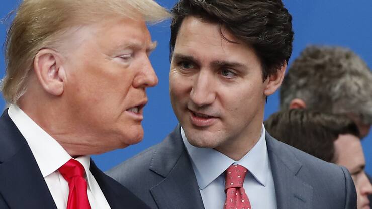 Le premier ministre canadien Justin Trudeau a annoncé la suspension de l'imposition de droits de douane après un contact avec le président américain Donald Trump.