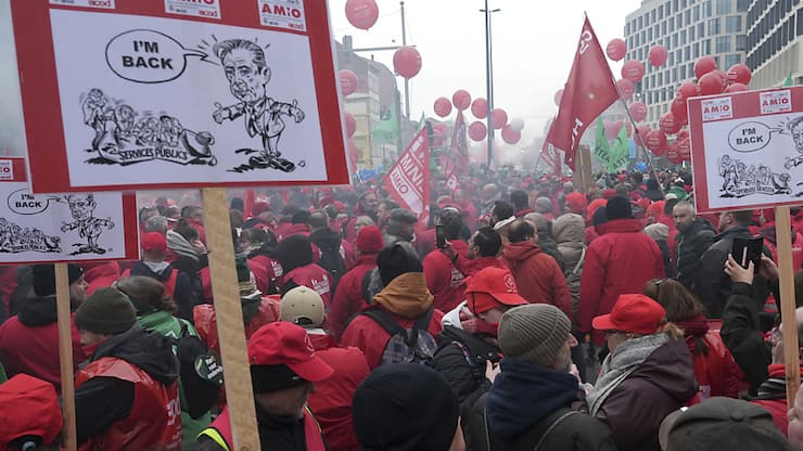C'est la première journée de mobilisation syndicale depuis l'entrée en fonction le 3 février du nouveau gouvernement.