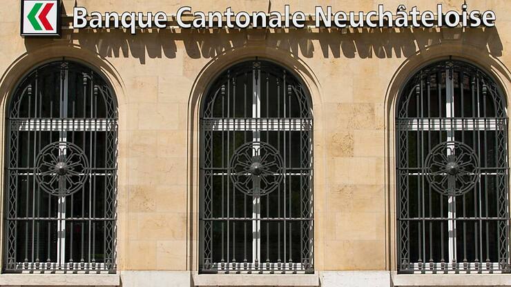Principal moteur de la banque, les opérations d'intérêt ont reculé de 3,3% à 132,6 millions. Les opérations de commissions et prestations de service ont par contre avancé de 2,7% à 31,4 millions. Enfin, les revenus provenant du négoce ont enflé de 20,2% à 14,2 millions.