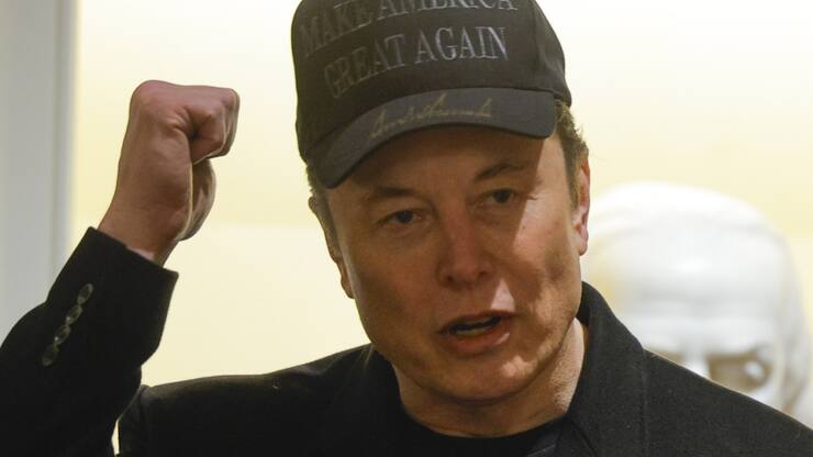 Elon Musk, l'homme le plus riche du monde, est devenu lors de la campagne présidentielle un proche allié de Donald Trump. Le milliardaire républicain l'a nommé en retour à la tête d'une commission à l'efficacité gouvernementale (Doge), chargée de sabrer dans les dépenses publiques.