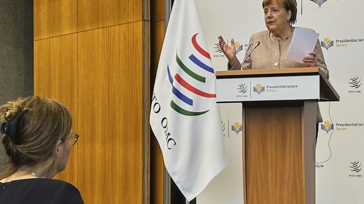 L'ancienne chancelière allemande Angela Merkel soutient la décision prise par les Etats membres de l'Union européenne (UE) pour augmenter les ressources de défense chez eux.