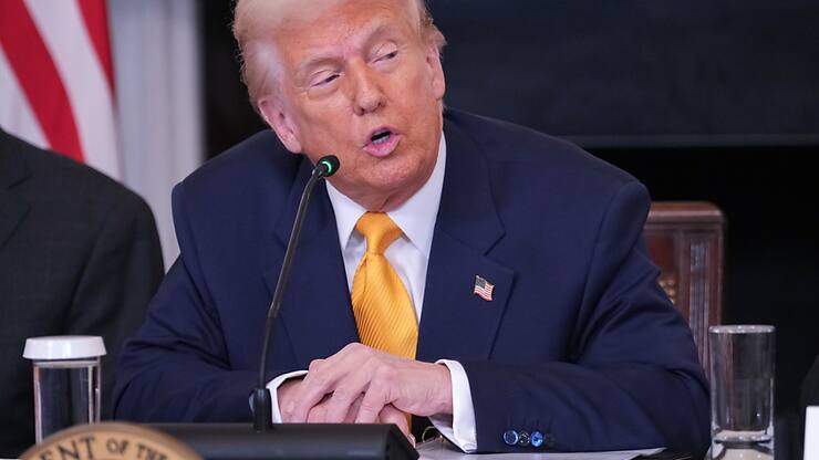 Donald Trump voit les Etats-Unis en "pionniers" des cryptomonnaies.