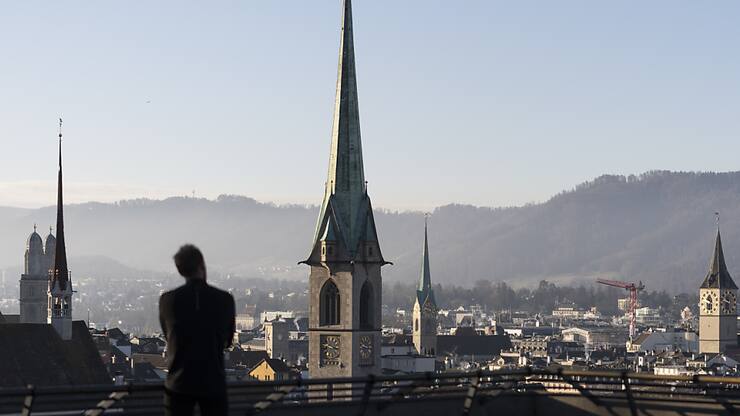 La plus forte progression des loyers en février sur un an a été constatée à Zurich (+7,1%), suivie par Lucerne et Bâle (tous les deux +5,3%) et Genève (+3,8%). (archives)